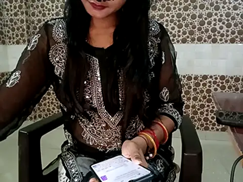 Sassy Shanvi online show from April 2026 01:03:01 AM