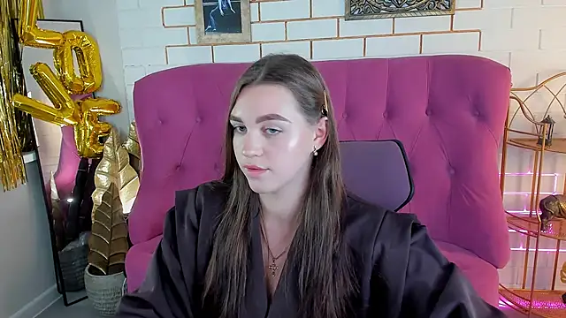 Snapshot of OlgaBanks chatting on November 2025 10:59:01 AM OlgaBanks online show from November 2025 10:59:01 AM