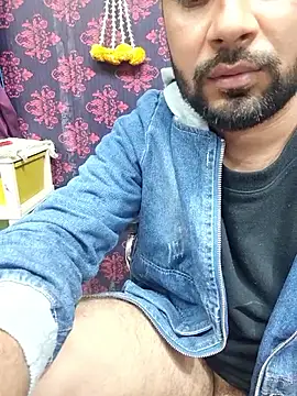 Snapshot of Cute_Lucky chatting on November 2025 08:02:01 PM Cute Lucky online show from November 2025 08:02:01 PM