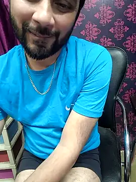 Cute Lucky online show from January 2026 09:56:01 AM