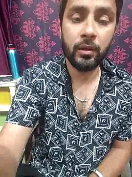 Cute Lucky online show from April 2026 06:04:02 PM