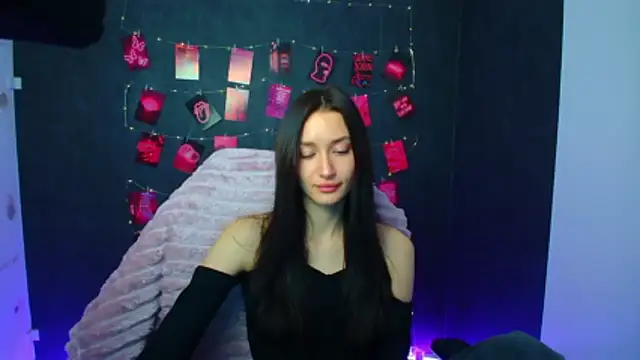 Stella XO online show from April 2026 05:18:02 AM