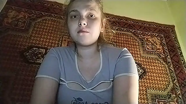 KikiBang online show from April 2026 06:44:02 PM