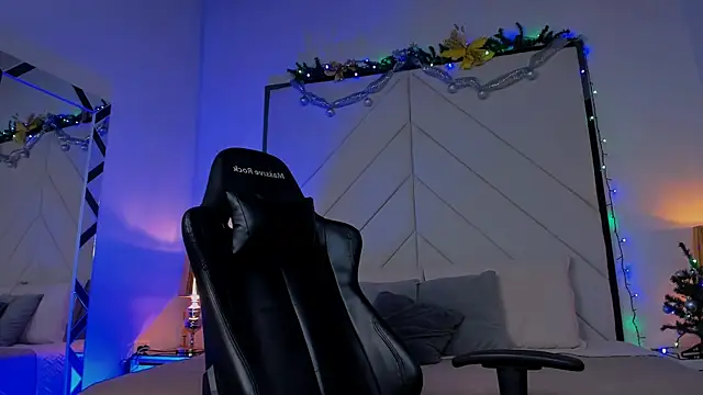 Snapshot of Ostin_Saints chatting on December 2025 04:01:02 PM Ostin Saints online show from December 2025 04:01:02 PM