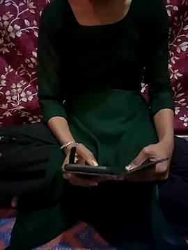 Ranu namulkar online show from November 2025 01:00:02 PM