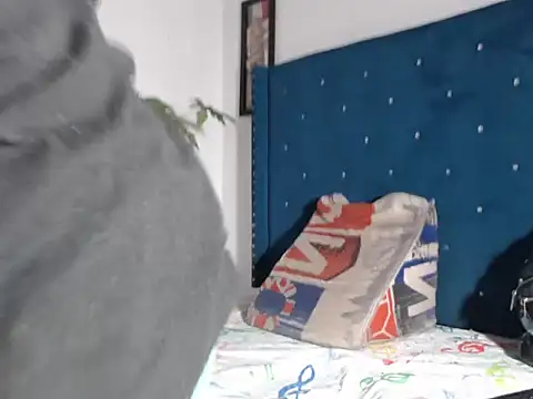 crissex3 online show from March 2026 01:22:02 PM