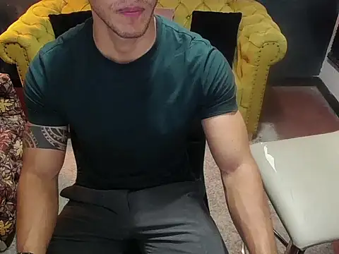 tayler luke online show from December 2025 01:13:01 AM