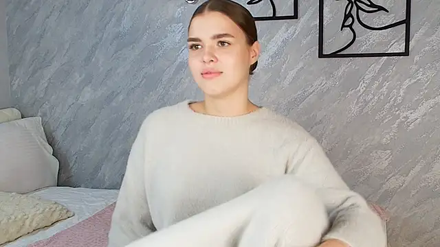 Snapshot of StephaniRoger chatting on November 2025 01:32:02 PM StephaniRoger online show from November 2025 01:32:02 PM