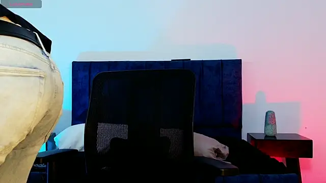 Ethan-Connor online show from January 2026 12:09:02 PM