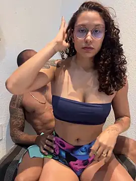 Snapshot of CasalBris4 chatting on January 2026 12:35:01 AM CasalBris4 online show from January 2026 12:35:01 AM