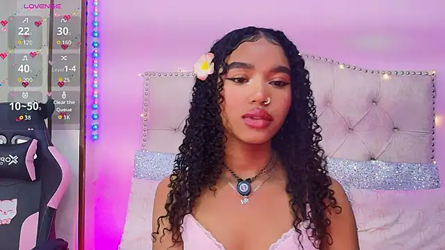 Snapshot of Naom_star87 chatting on February 2026 08:15:01 PM Naom star87 online show from February 2026 08:15:01 PM