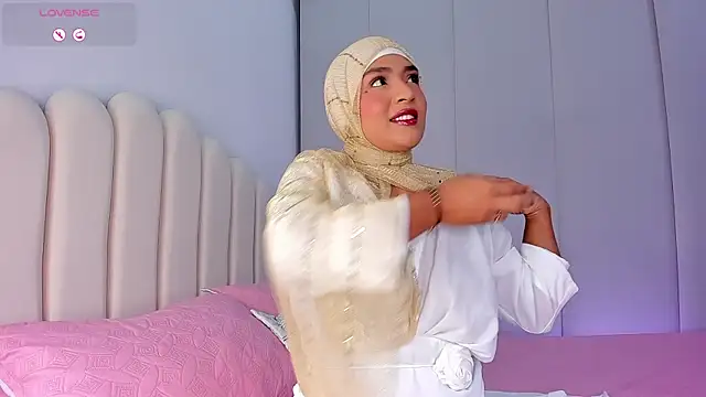 Amira-Zahra online show from July 2026 11:21:02 PM