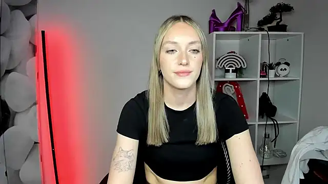 EvelynBlond online show from February 2026 06:48:01 PM