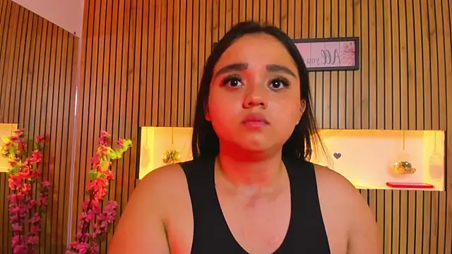 SaraLondon13 online show from November 2025 11:15:01 PM