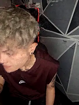 Snapshot of megan_NL chatting on December 2025 12:18:01 AM megan NL online show from December 2025 12:18:01 AM