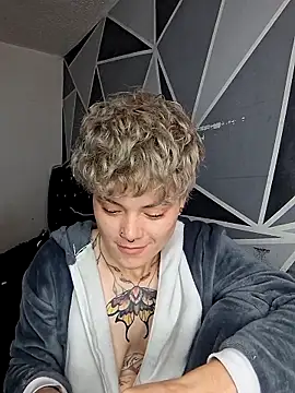 Snapshot of megan_NL chatting on December 2025 12:23:02 PM megan NL online show from December 2025 12:23:02 PM