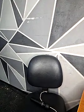 Snapshot of megan_NL chatting on February 2026 08:18:02 AM megan NL online show from February 2026 08:18:02 AM