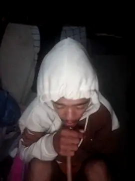 Eezxxx online show from February 2026 02:54:01 AM