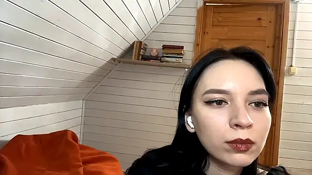 Snapshot of KiyokoEeds chatting on November 2025 10:06:01 AM KiyokoEeds online show from November 2025 10:06:01 AM