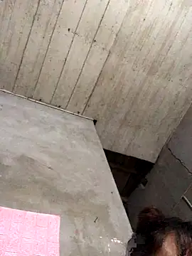 Snapshot of dovia-ba chatting on December 2025 01:14:01 AM dovia-ba online show from December 2025 01:14:01 AM