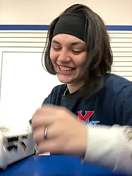 Kora Kat online show from December 2025 07:47:01 AM