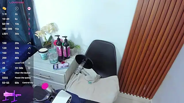 Latina candy01 online show from December 2025 07:18:01 PM