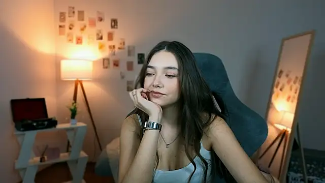 Vexorine online show from April 2026 07:44:01 PM