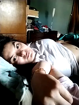 Snapshot of YouladyVidal chatting on November 2025 11:21:02 AM YouladyVidal online show from November 2025 11:21:02 AM