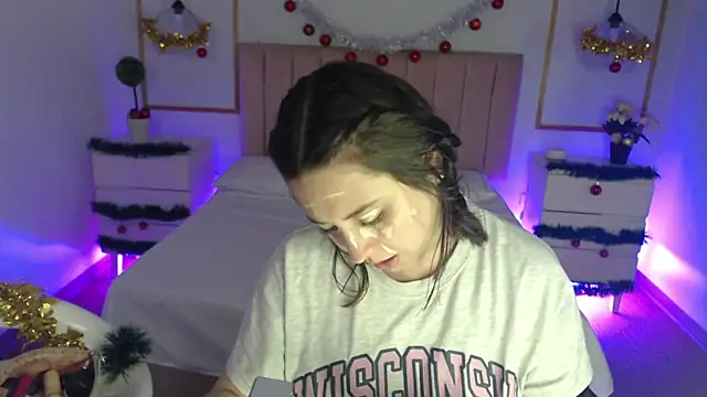 Alice Sinclair  online show from December 2025 12:34:02 PM