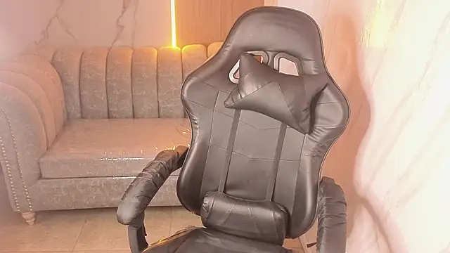 violeta tf online show from February 2026 01:40:01 PM