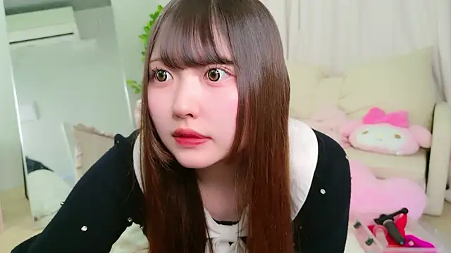 Snapshot of _Sakura_F chatting on May 2026 03:27:01 PM Sakura F online show from May 2026 03:27:01 PM
