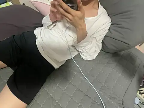 Snapshot of __kim chatting on May 2026 10:42:02 AM kim online show from May 2026 10:42:02 AM