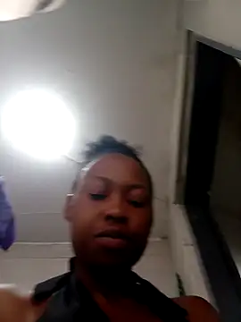 Snapshot of Sweethoneypot25 chatting on March 2026 01:02:01 PM Sweethoneypot25 online show from March 2026 01:02:01 PM