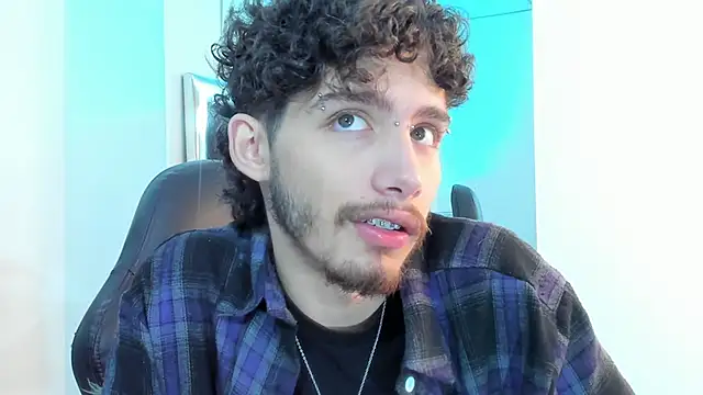 Snapshot of JojoBraando chatting on November 2025 09:07:01 PM JojoBraando online show from November 2025 09:07:01 PM