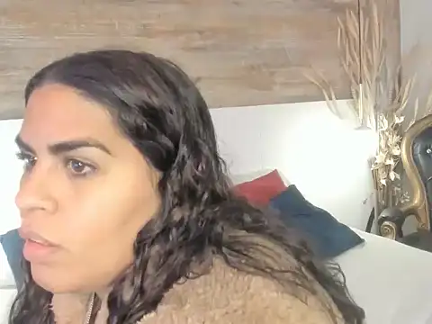 lathiffa online show from December 2025 06:42:02 AM