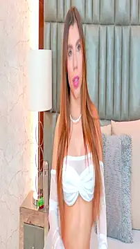 Snapshot of SamantaHall chatting on November 2025 12:50:02 PM SamantaHall online show from November 2025 12:50:02 PM