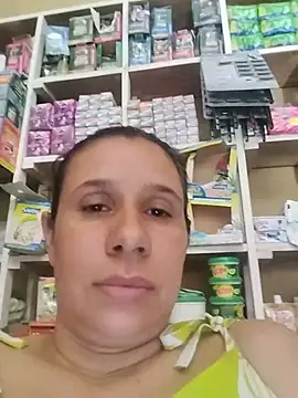 Snapshot of MIA-LARIOS chatting on July 2026 03:15:02 PM MIA-LARIOS online show from July 2026 03:15:02 PM