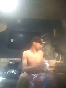 Snapshot of Gzinho69ik chatting on November 2025 09:29:02 PM Gzinho69ik online show from November 2025 09:29:02 PM