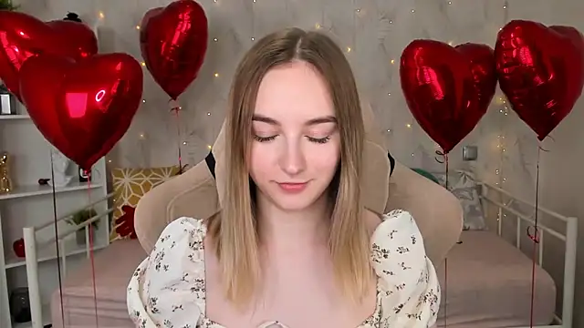 Shy Polly online show from February 2026 05:33:02 AM