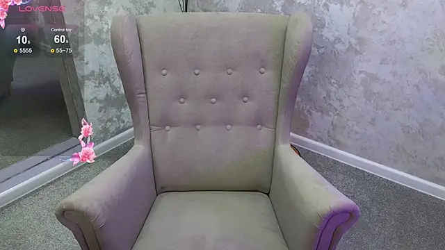 Snapshot of Vlada_vv chatting on November 2025 01:19:01 AM Vlada vv online show from November 2025 01:19:01 AM