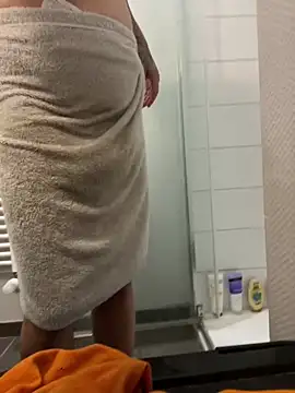 Lothentik online show from April 2026 10:31:01 AM