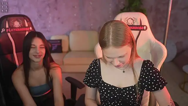 Charlotte Dreams online show from July 2026 03:08:02 PM