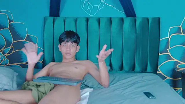 Liam Sinclair online show from January 2026 07:11:01 PM