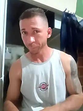 RobertoLuiz84 online show from February 2026 01:43:02 AM