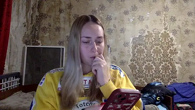 Vassila69 online show from December 2025 09:42:02 PM