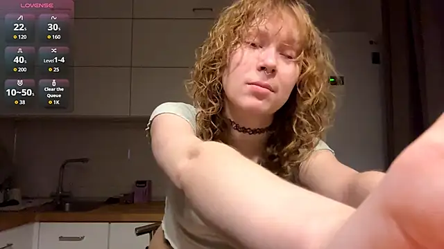 ElfriedaZwack online show from March 2026 04:22:02 PM