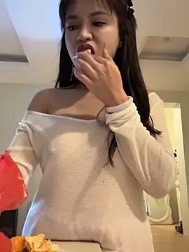 yuanbao bao online show from November 2025 05:15:02 PM