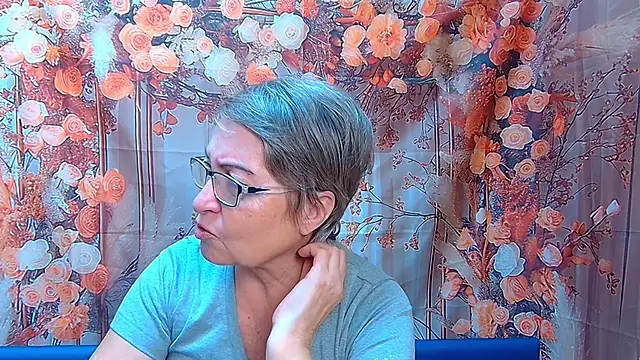 OlgaLuck online show from December 2025 07:28:01 AM