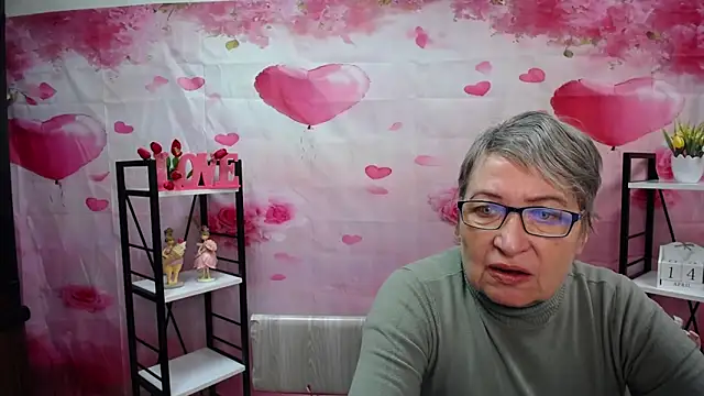 OlgaLuck online show from April 2026 05:03:02 AM