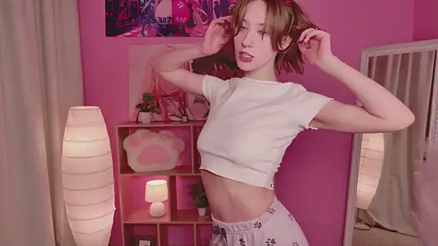 SweetKittyPlay online show from December 2025 01:31:02 PM